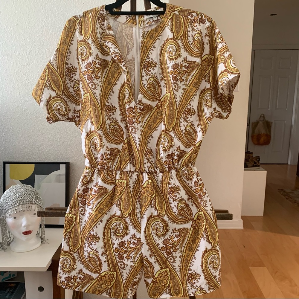 Silvian Heach Romper. light brown, tan, butter yellow on cream paisley print